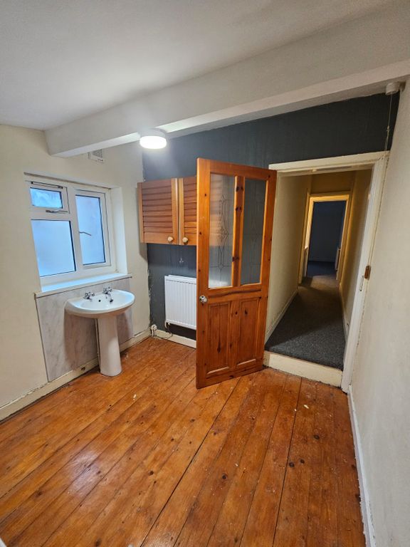 Additional image 3 of 2 bed terraced house to rentVictor Road, Colwyn Bay LL29