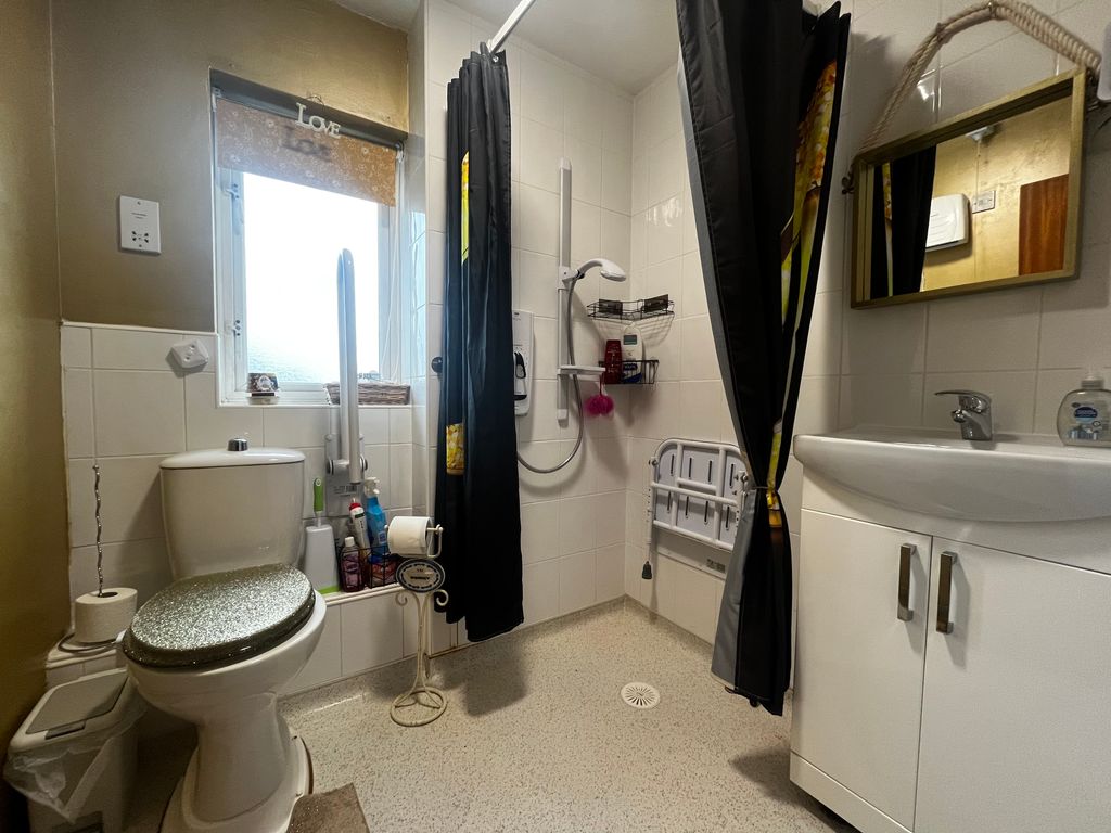 Additional image 9 of 2 bed semi-detached house to rentHalford Close, South Witham, Grantham NG33