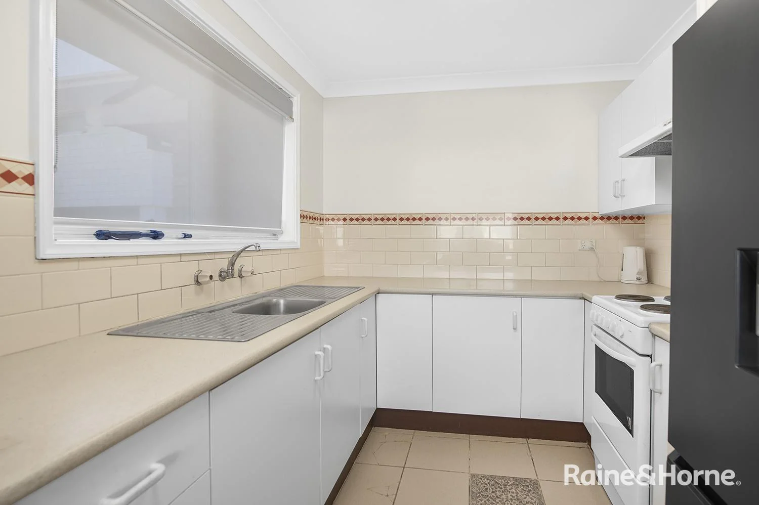 Additional image 6 of 10 Marks Parade, Marks Point NSW 2280