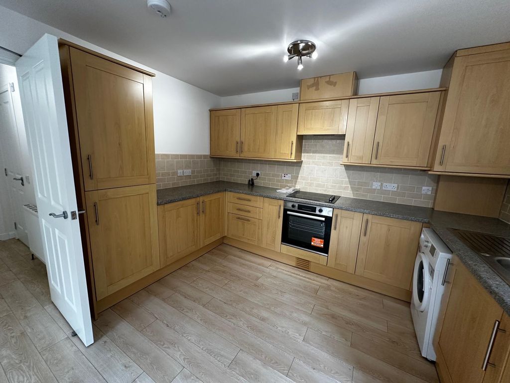 Additional image 6 of 2 bed flat to rent37, Lochside Road, Forfar DD8