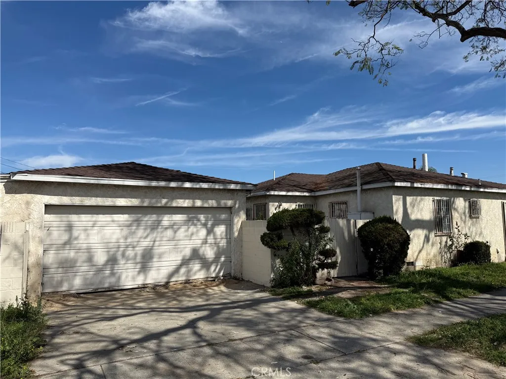 2801 Adriatic Avenue, Long Beach, CA 90810