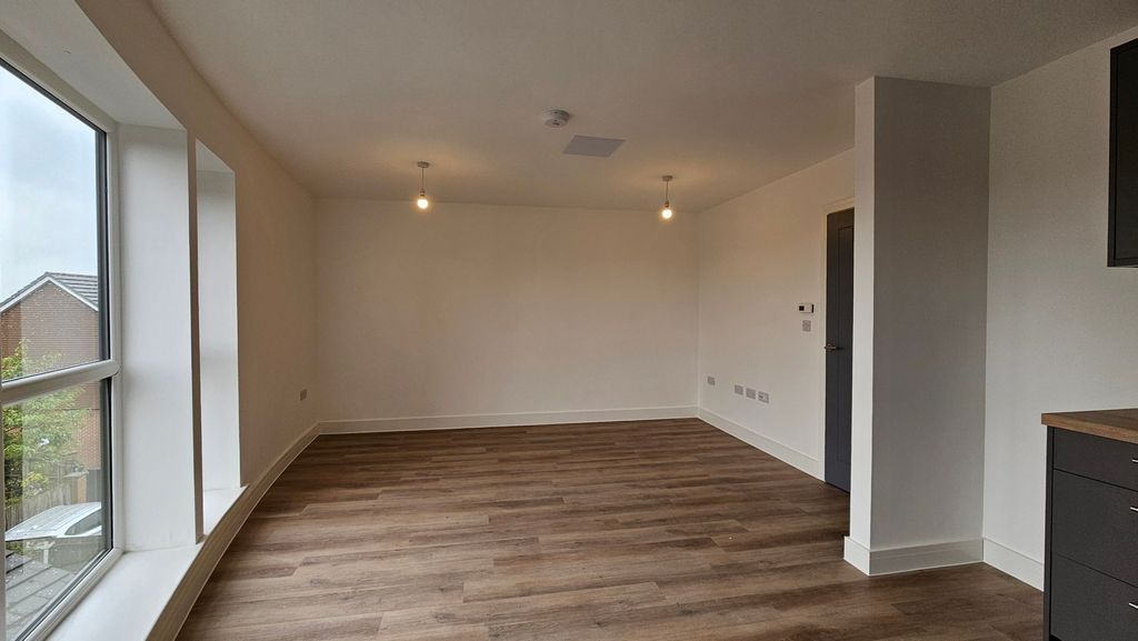 Additional image 3 of 2 bed flat to rentPenkvale Road, Stafford ST17