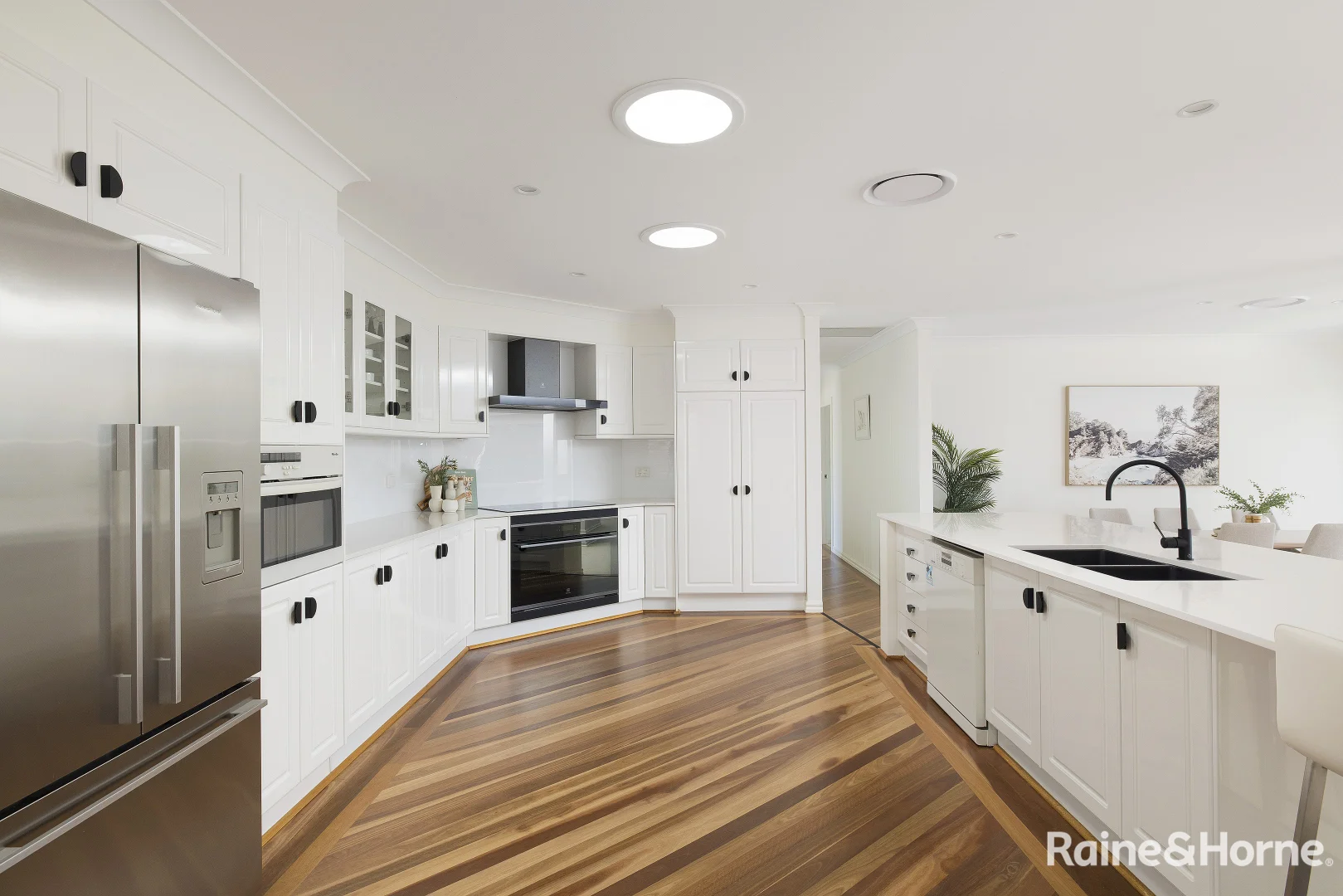 Additional image 7 of 32 Danalene Parade, Corlette NSW 2315