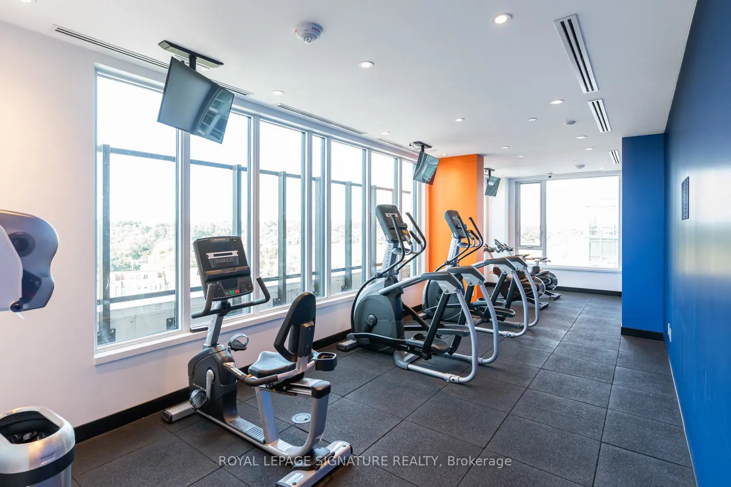 Additional image 5 of 1926 Lake Shore Boulevard 2217