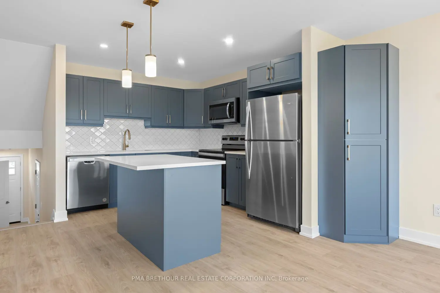 Additional image 4 of 66 Staples Boulevard