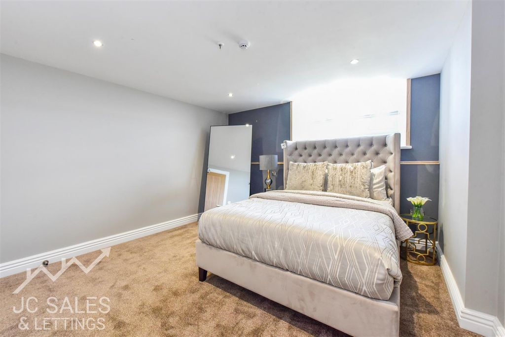 Additional image 12 of 2 bed flat to rentRiber Castle, Riber, Matlock DE4