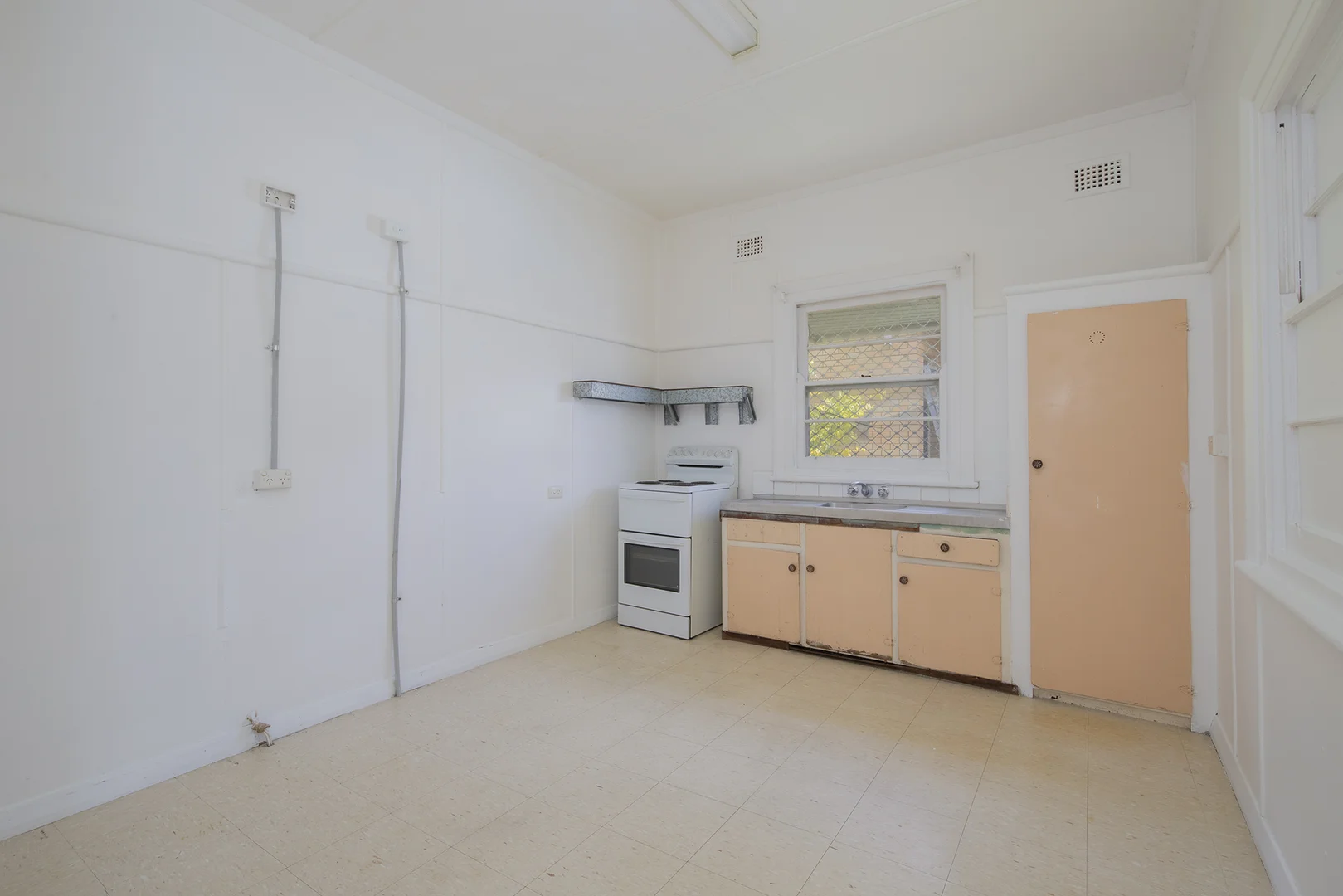 Additional image 6 of 173 Kahibah Road, Charlestown NSW 2290