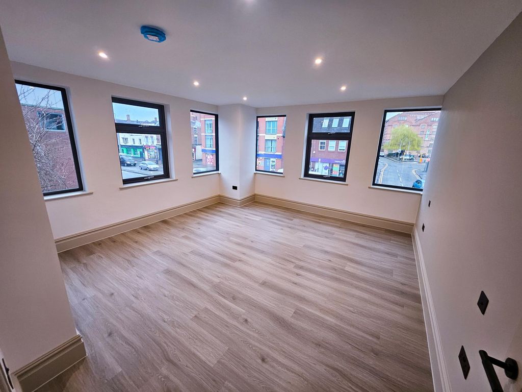 Additional image 29 of 4 bed flat to rentBoughton, Chester CH3