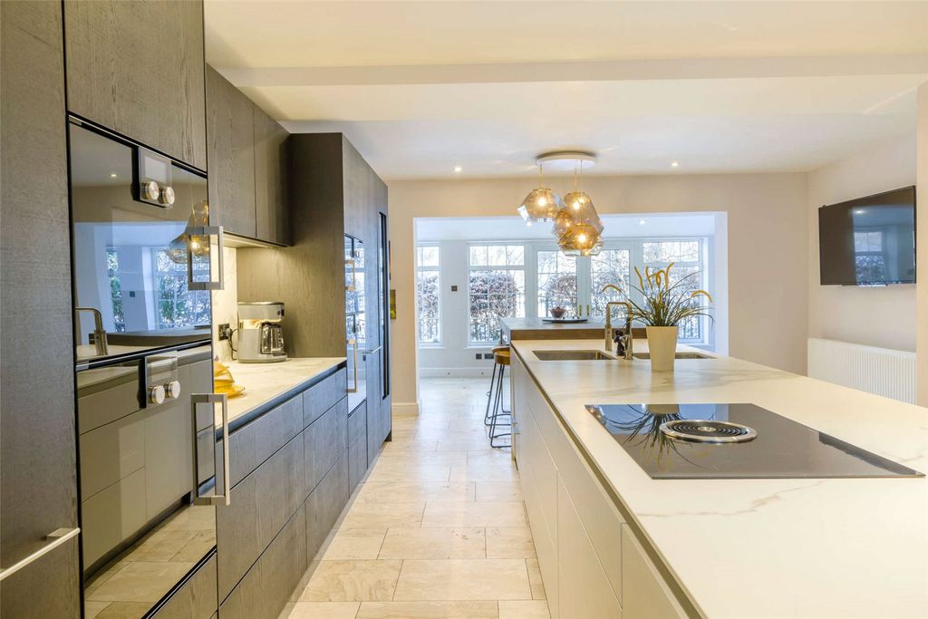 Additional image 8 of 7 bed detached house to rentWarrington Road, Mere, Knutsford, Cheshire WA16