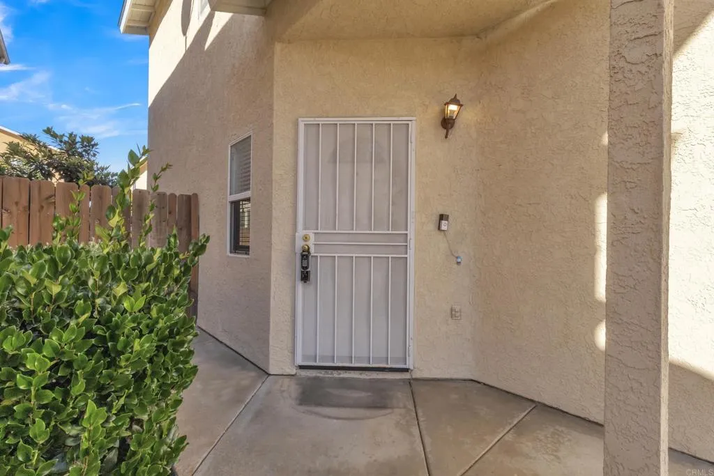 Additional image 3 of 1552 Elizabeth Ln, El Cajon, CA 92019