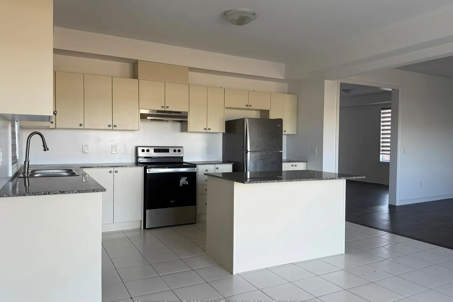 Additional image 6 of 2 Mackenzie Street