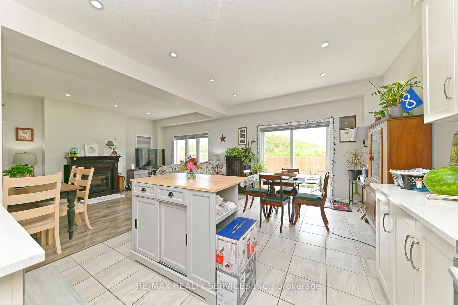 Additional image 7 of 1320 Calais Drive