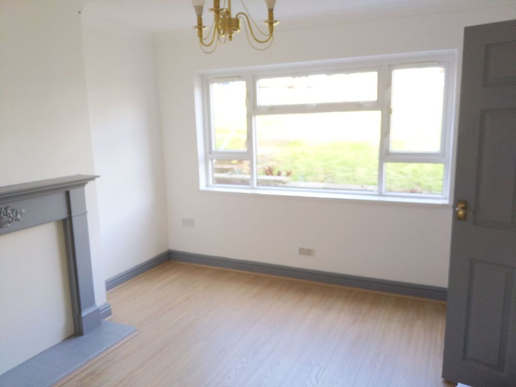 Additional image 5 of 3 bed semi-detached house to rentMaes Yr Haf, Pwll SA15