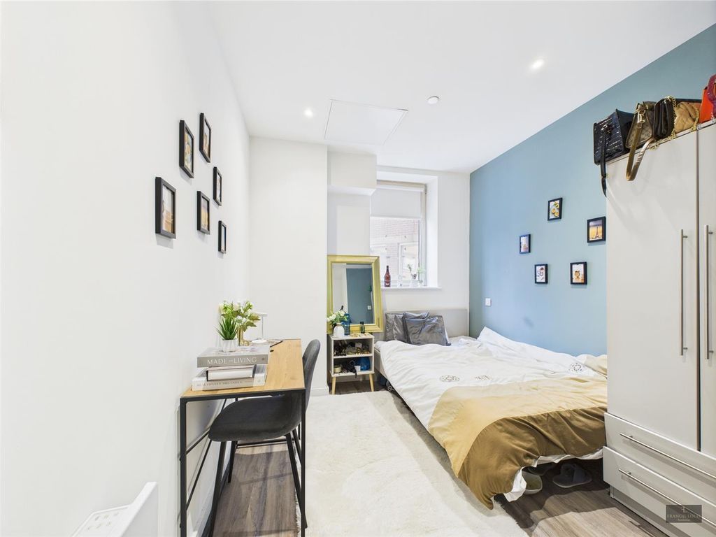 Additional image 10 of 4 bed shared accommodation to rentFlat 11, New North Road, Exeter EX4