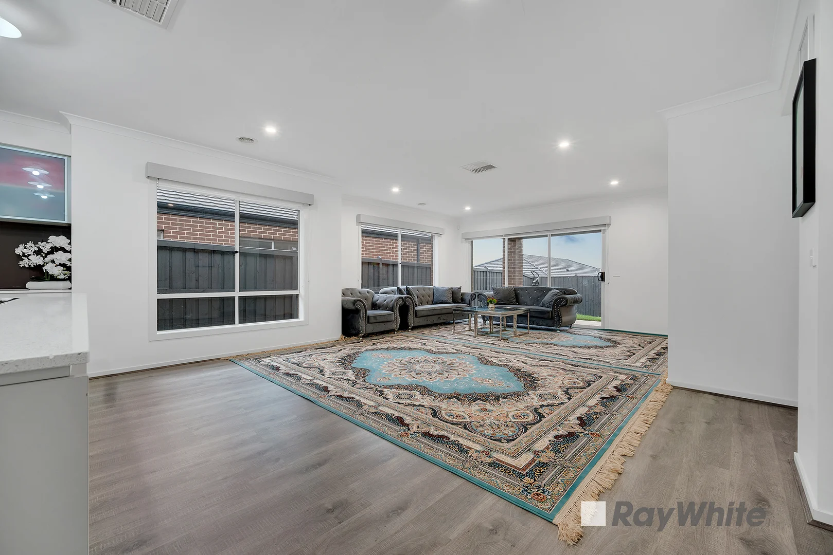 Additional image 7 of 91 Yeungroon Boulevard, Clyde North VIC 3978