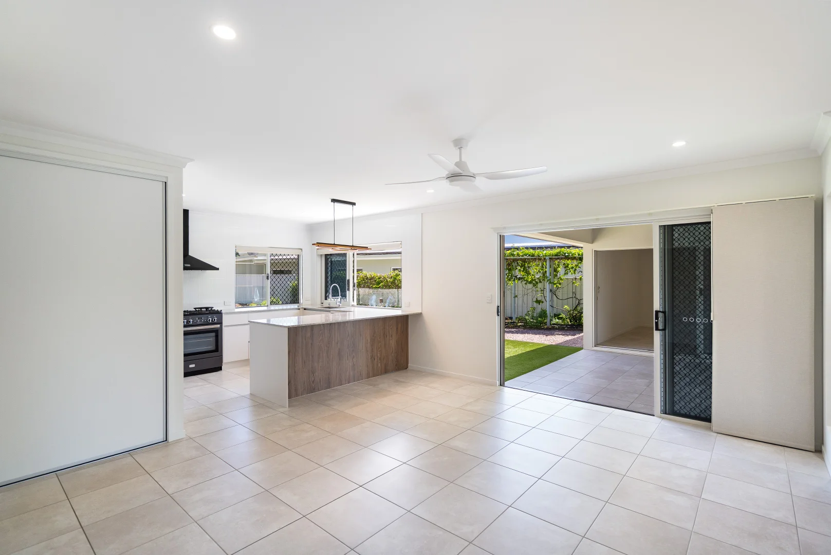 Additional image 4 of 14 Akame Avenue, Caravonica QLD 4878