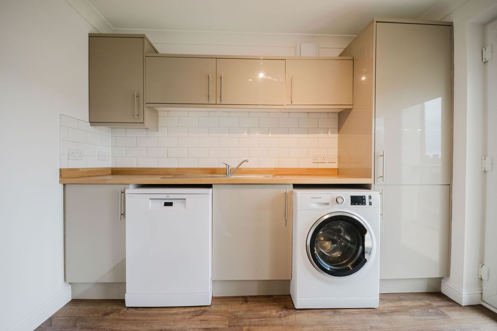 Additional image 7 of 2 bed flat to rent2 Jacks Gait, 8 Cassillis Road, Maybole KA19