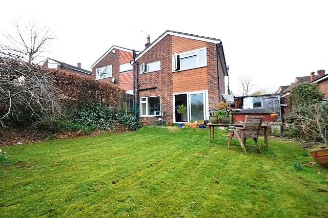 Additional image 12 of 3 bed detached house to rentQuarry Hill, Godalming GU7