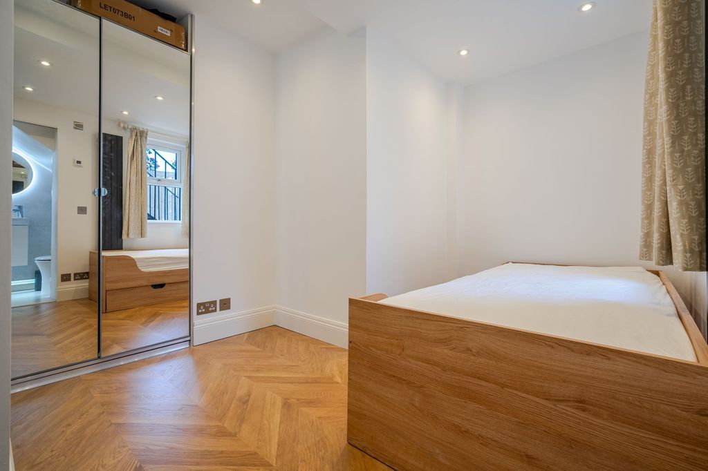 Additional image 8 of 2 bed flat to rentLondon Road, Ascot SL5