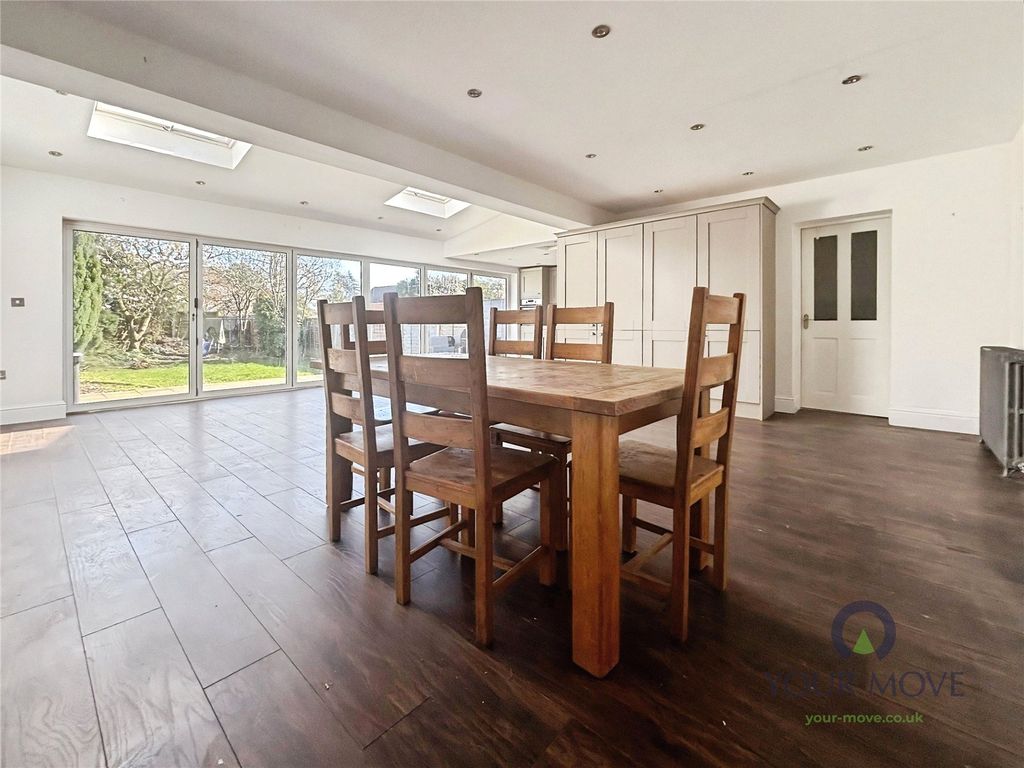 Additional image 4 of 5 bed semi-detached house to rentBirmingham Road, Lickey End, Bromsgrove, Worcestershire B61