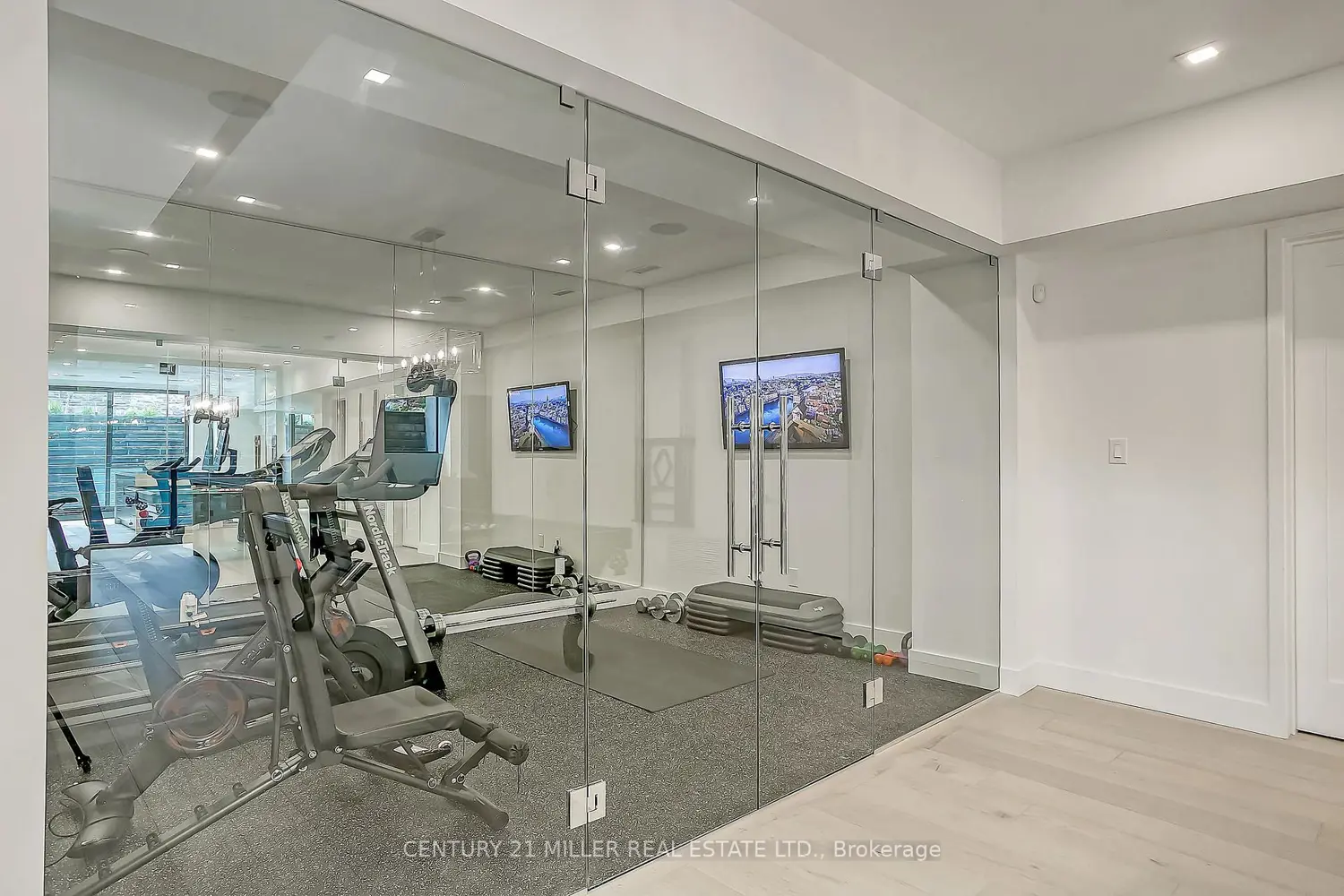 Additional image 9 of 421 Chartwell Road