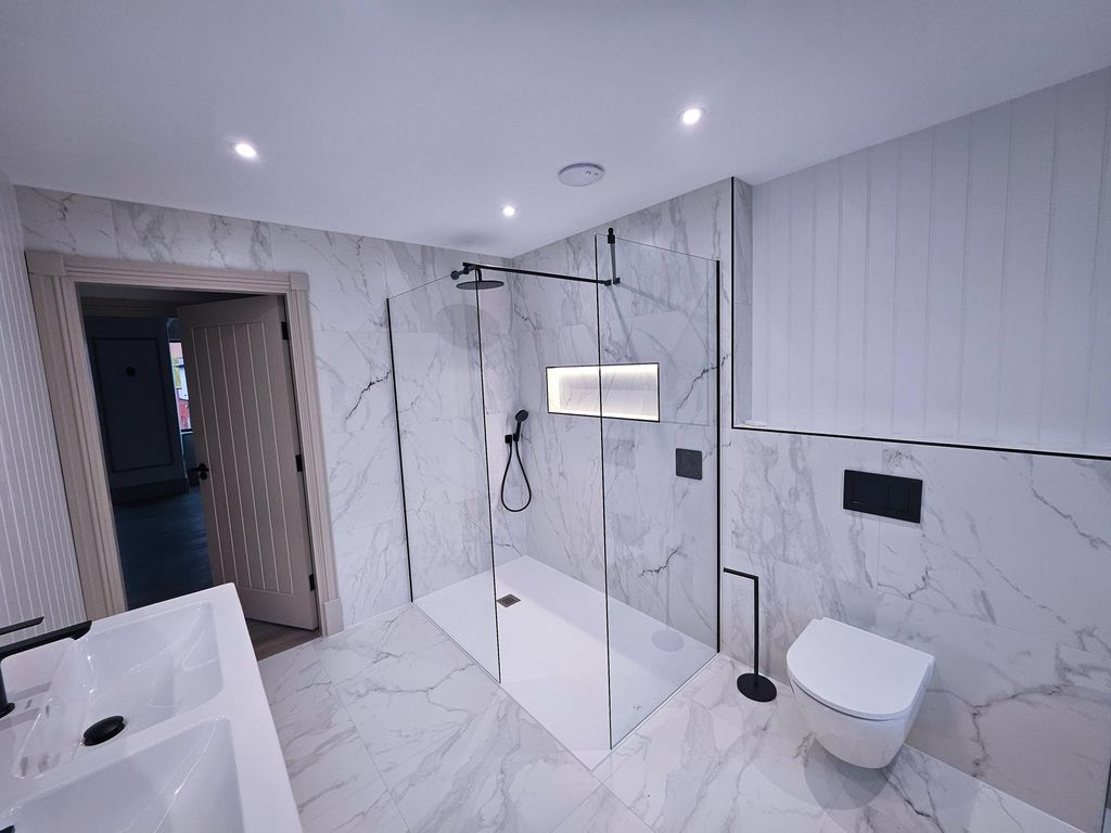 Additional image 19 of 4 bed flat to rentBoughton, Chester CH3
