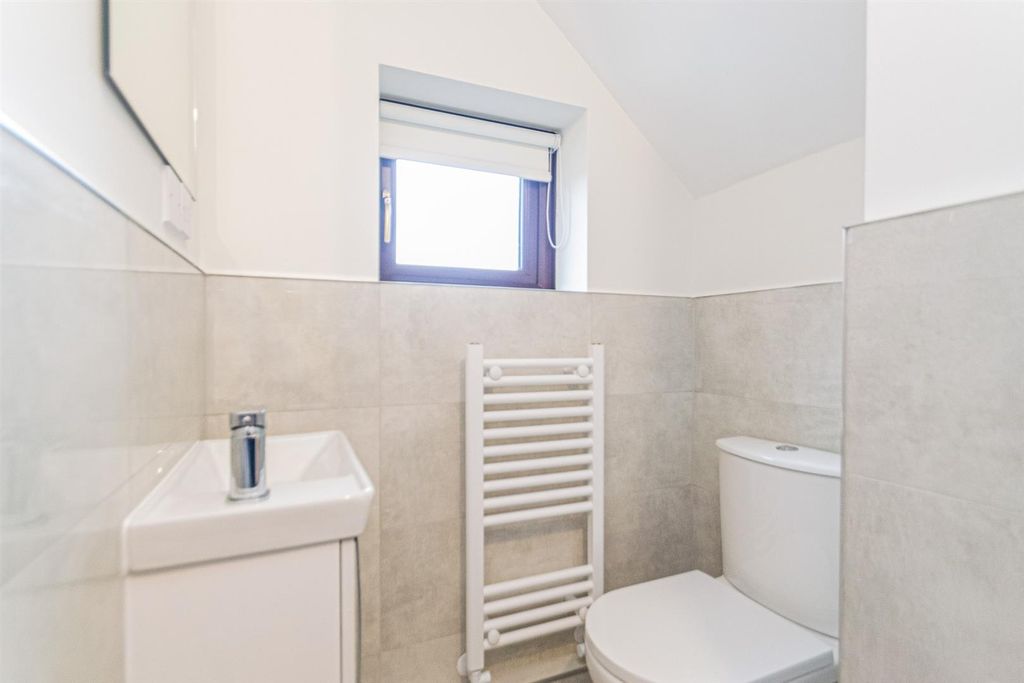 Additional image 10 of 4 bed detached house to rentStoneleigh Gardens, Grappenhall And Thelwall, Warrington WA4