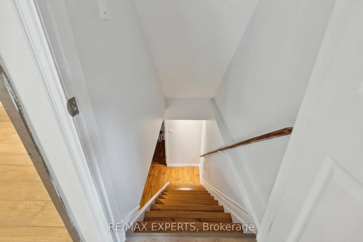 Additional image 14 of 418 Woods Lane