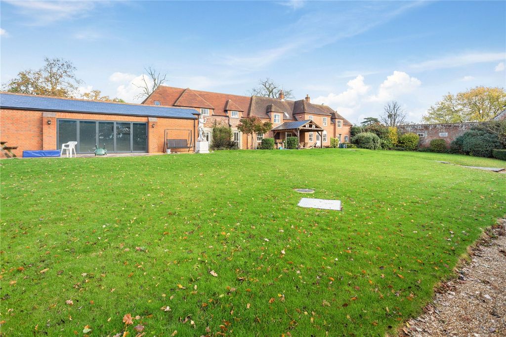 Additional image 10 of 5 bed detached house to rentBath Road, Speen, Newbury, Berkshire RG14