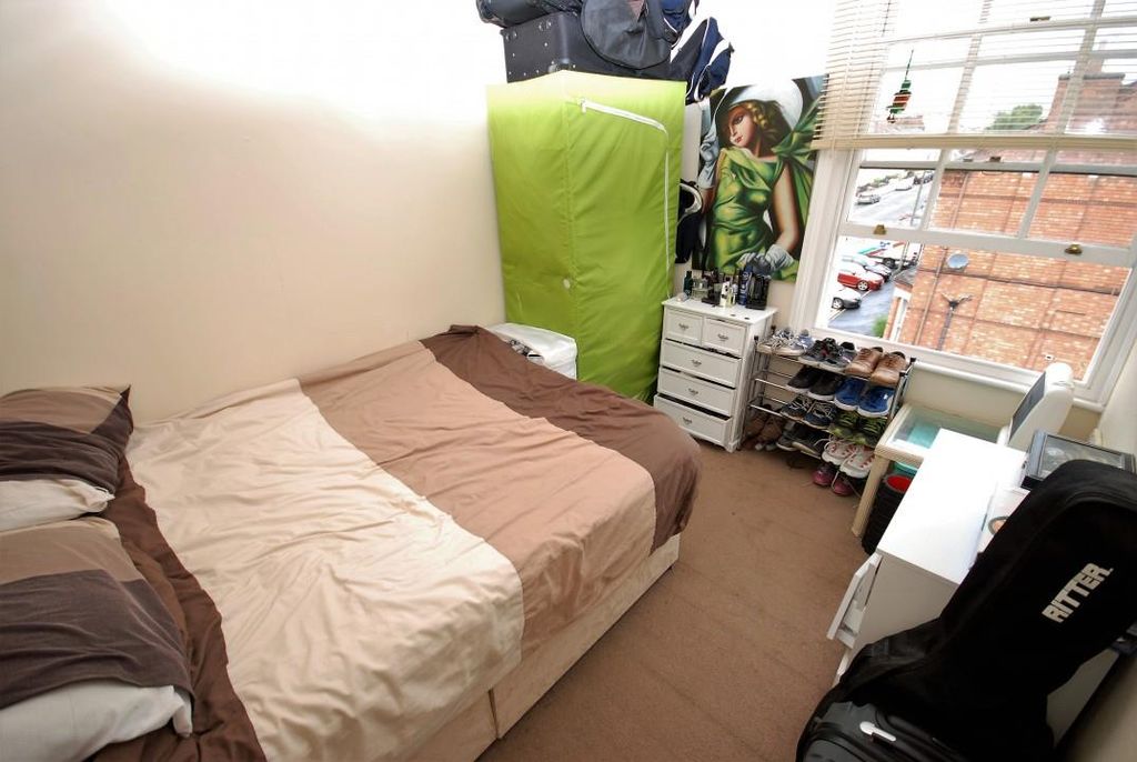 Additional image 5 of 2 bed flat to rentGrove Street, Leamington Spa CV32