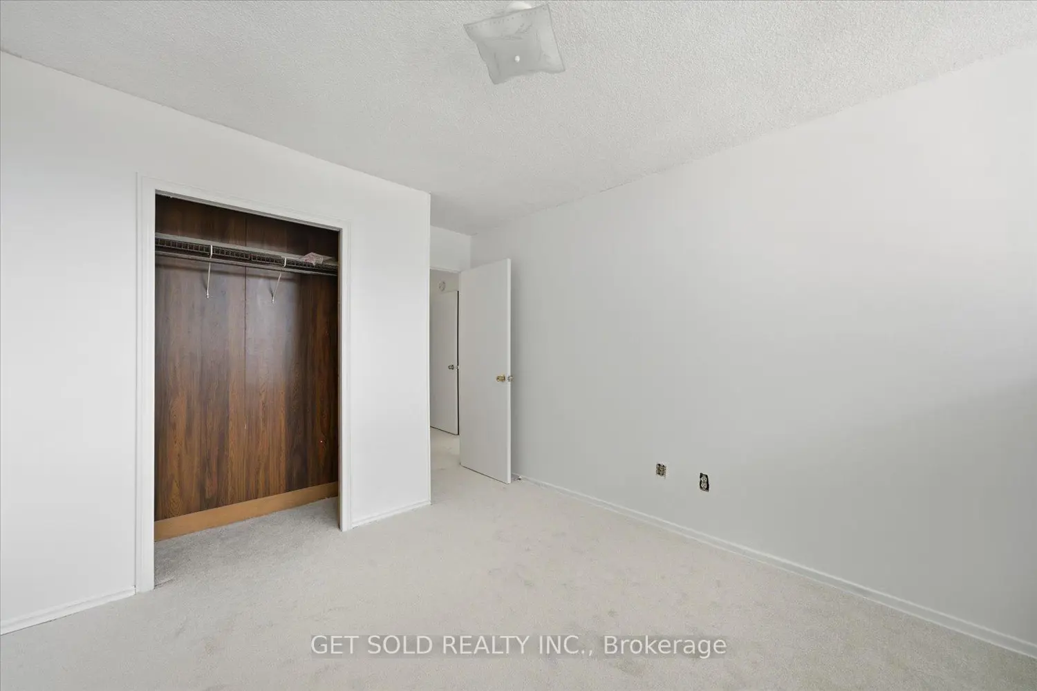 Additional image 12 of 2121 Roche Court 301