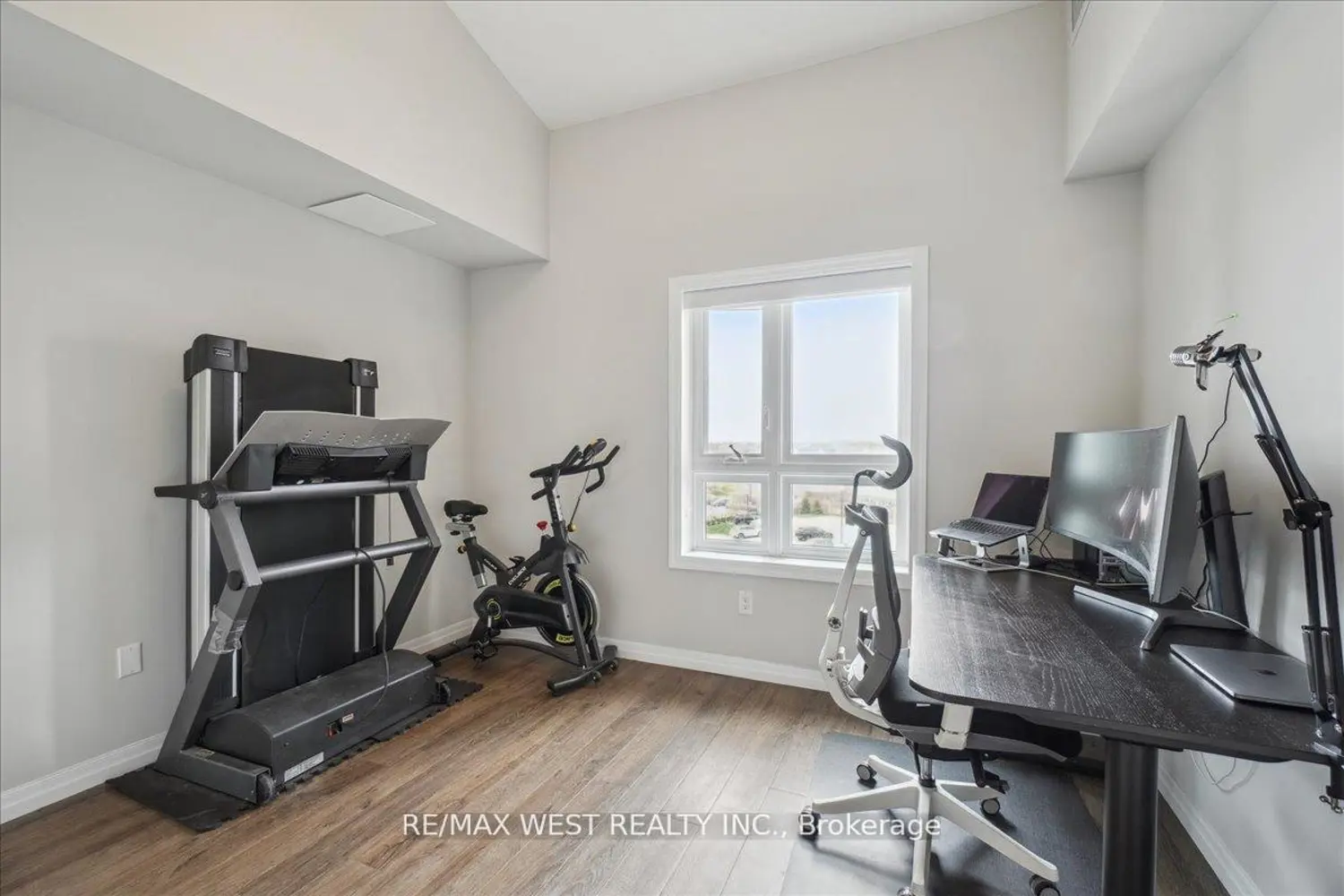 Additional image 9 of 35 Kingsbury Square 413