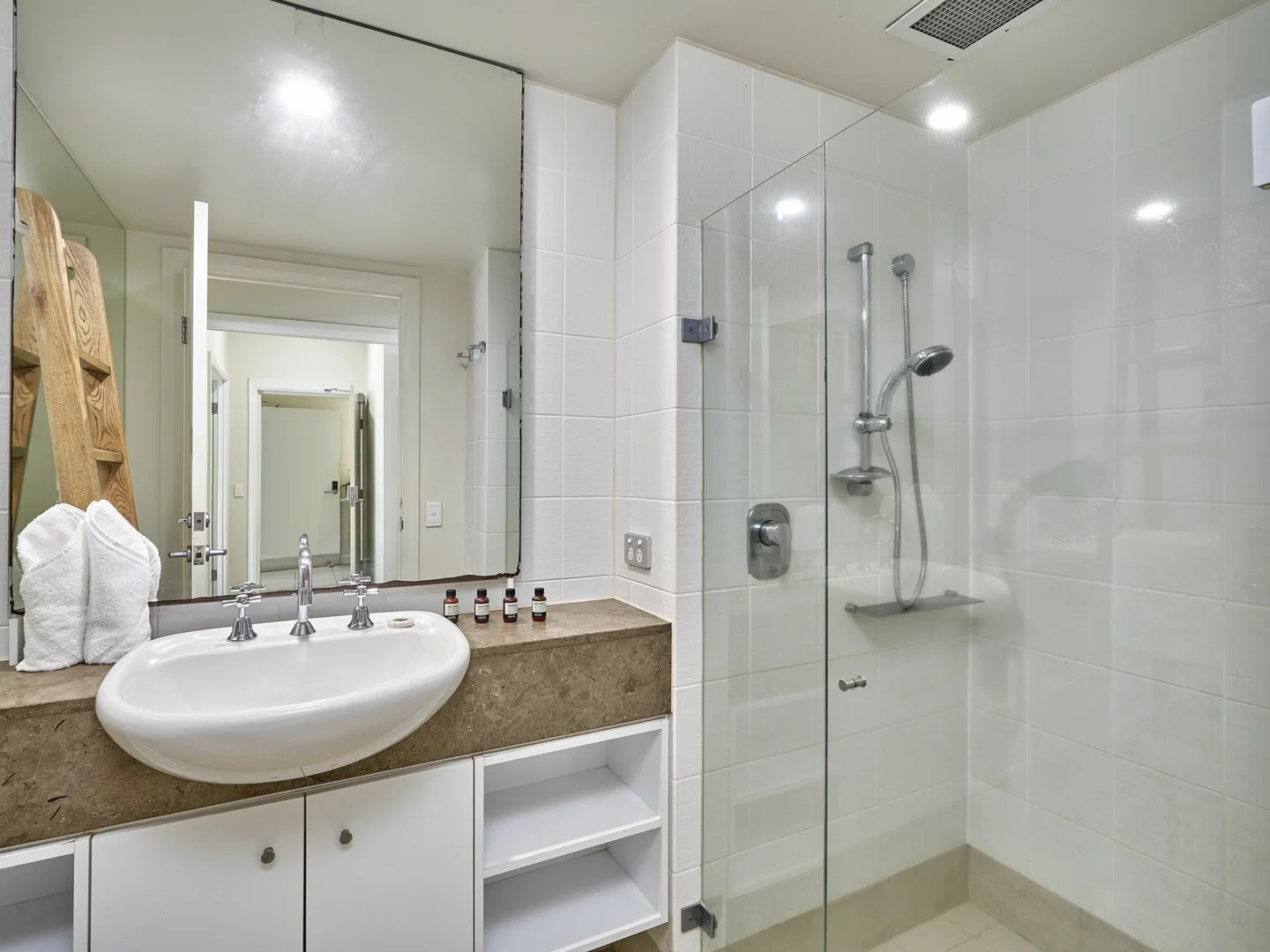 Additional image 19 of 1221-1222/123-127 Williams Esplanade, Palm Cove QLD 4879