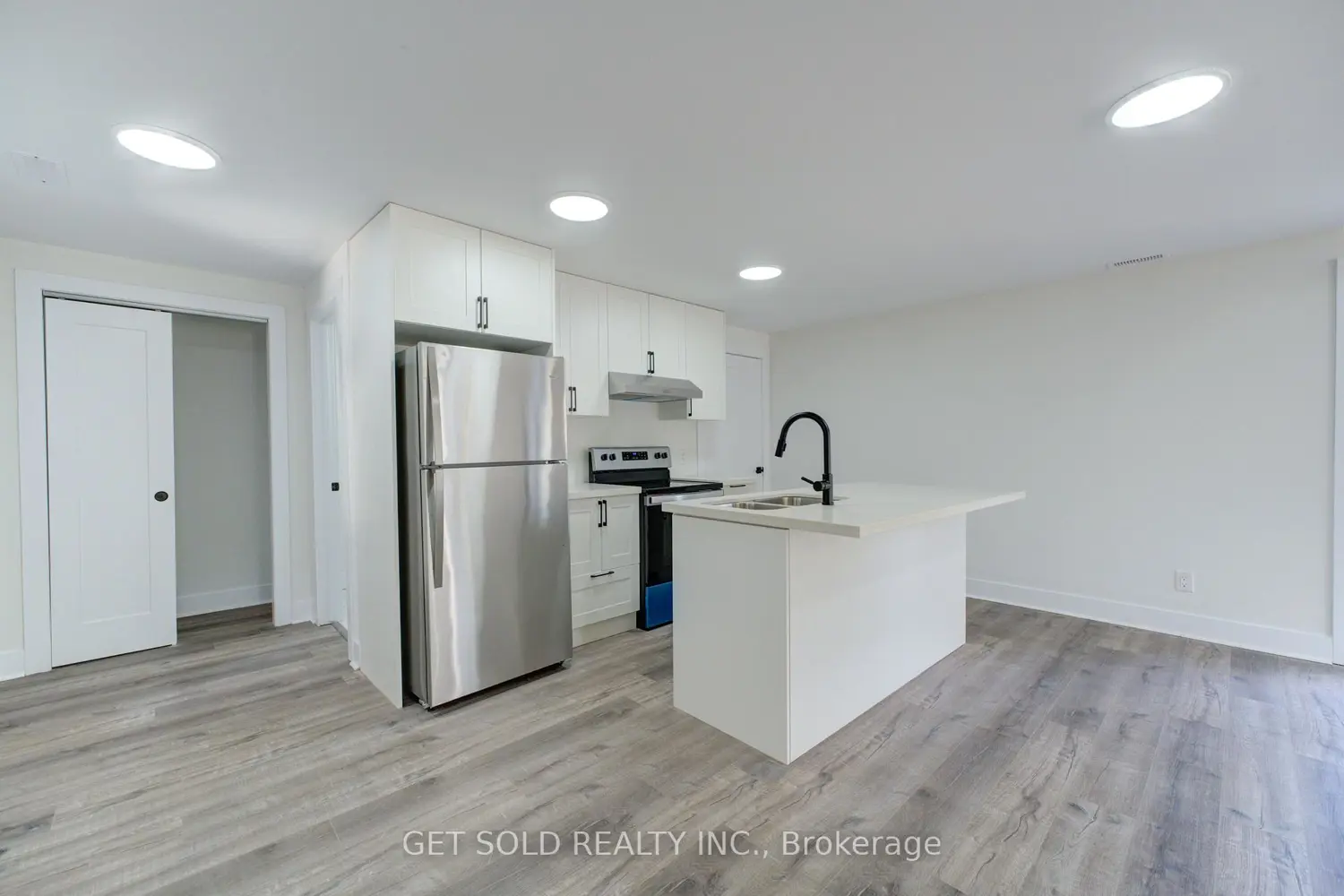 Additional image 6 of 6701 Thorold Stone Road 8