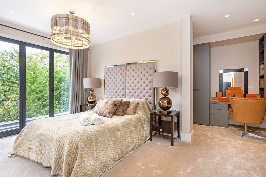 Additional image 4 of 4 bed detached house to rentRosegarth Place, Wilmslow, Cheshire SK9