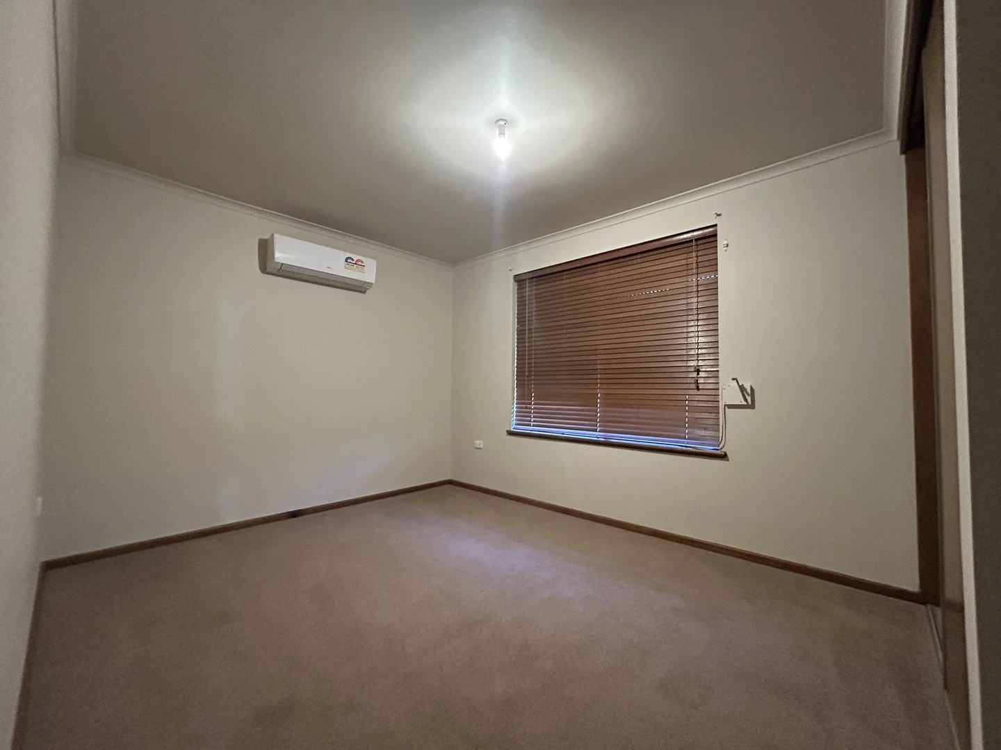 Additional image 17 of 6 Anna Ct, Roxby Downs SA 5725