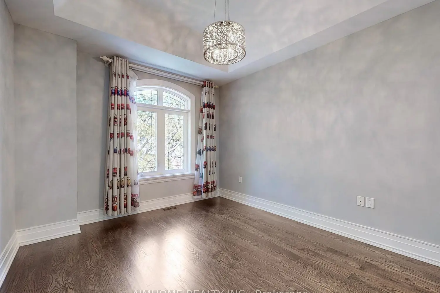 Additional image 14 of 143 Kingsdale Avenue