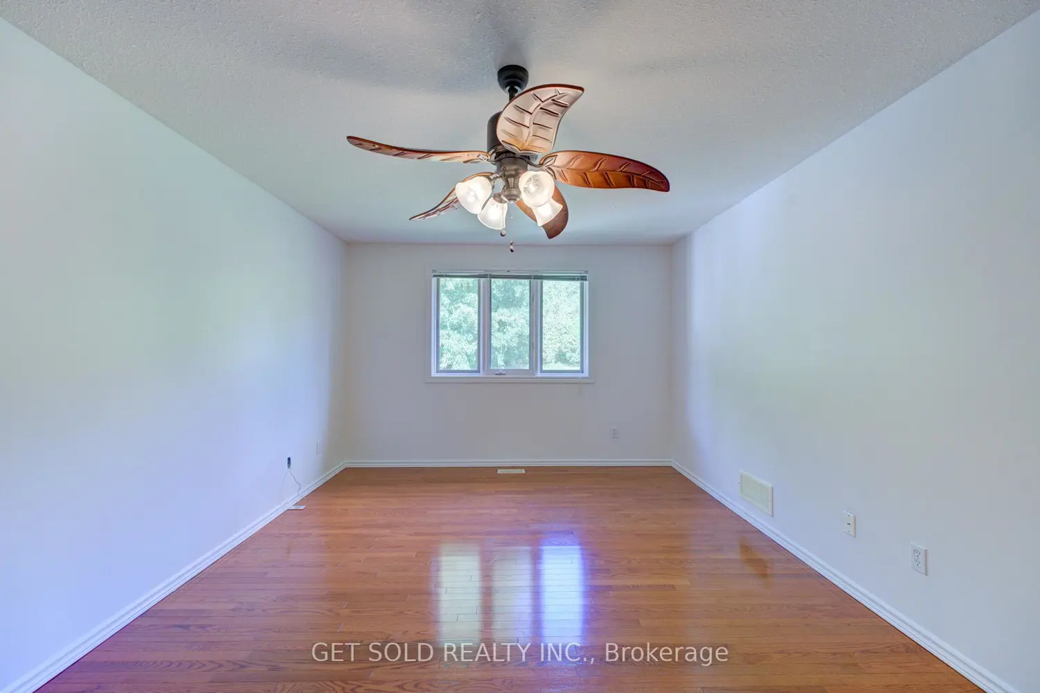 Additional image 16 of 40 Jo Whitney Court