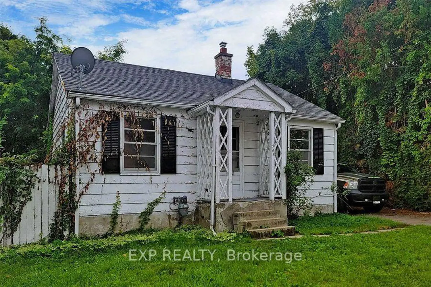 Additional image 3 of 563 Devon Avenue