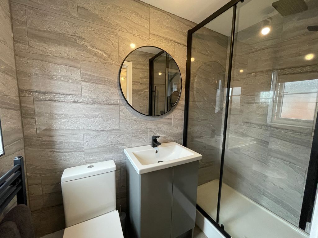 Additional image 14 of 3 bed detached house to rentMaes Y Glo, Llanelli SA14