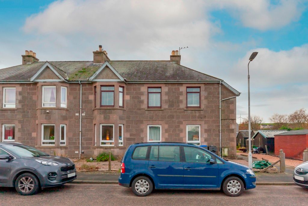 3 bed flat to rentChurch Street, Inverbervie, Angus DD10