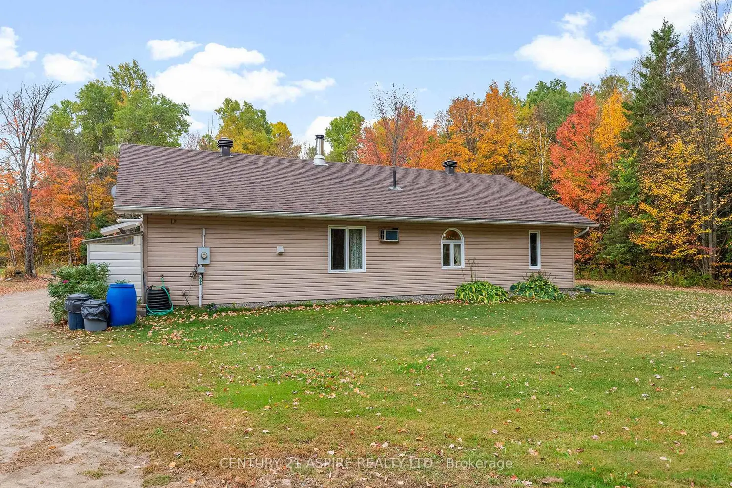 Additional image 15 of 33 Micks Road