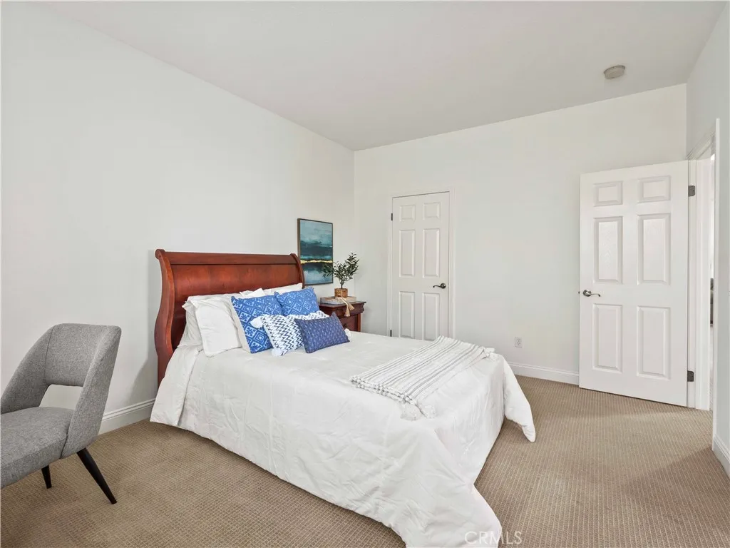 Additional image 92 of 25679 Smoketree Ln, Valencia, CA 91381