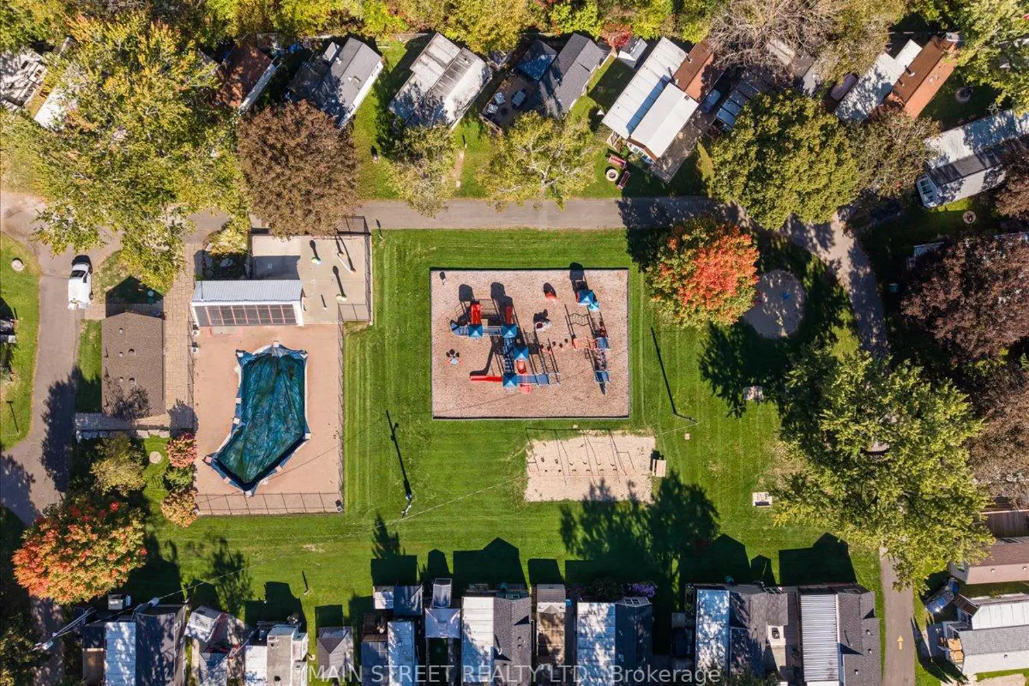 Additional image 11 of 15 Hawaiian Circle