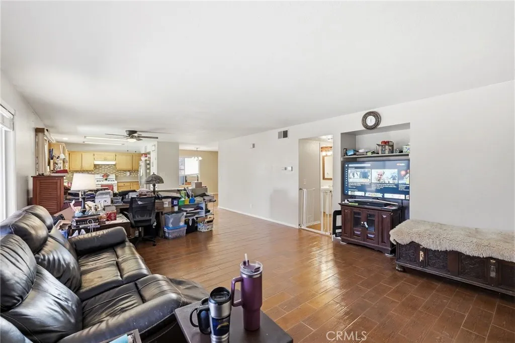 Additional image 9 of 45409 Pickford Avenue, Lancaster, CA 93534