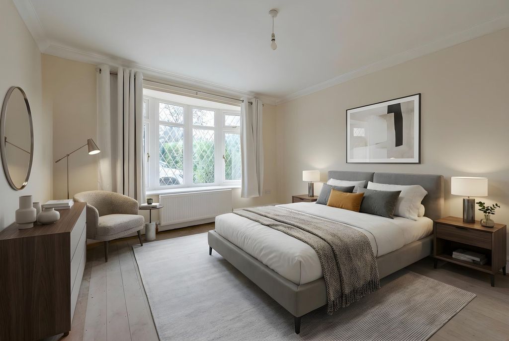 Additional image 10 of 5 bed detached bungalow to rentYarmouth Road, Lowestoft NR32