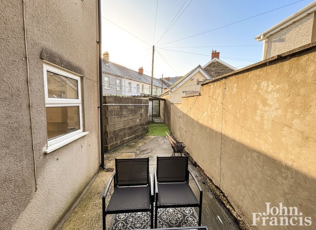 Additional image 11 of 2 bed semi-detached house to rentSt. John Street, Whitland SA34