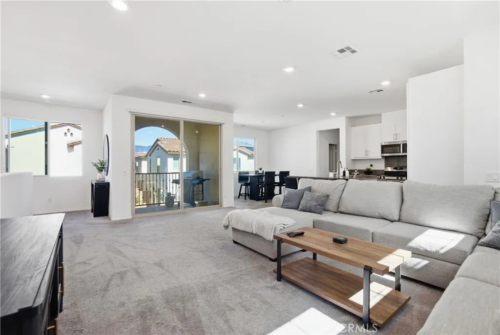 Additional image 46 of 16651 Snowdrop Ln Unit 1, Fontana, CA 92336