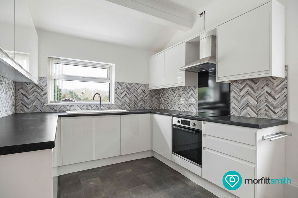 Additional image 2 of 2 bed bungalow to rentHigh Greave, Sheffield S5