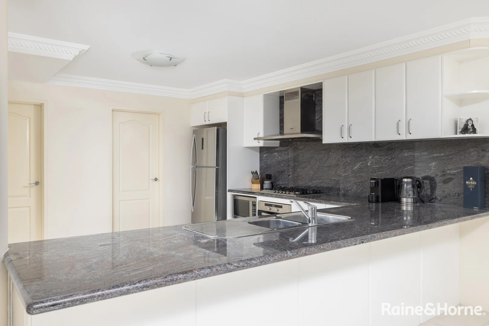 Additional image 9 of 2/55-59 Magnus Street, Nelson Bay NSW 2315